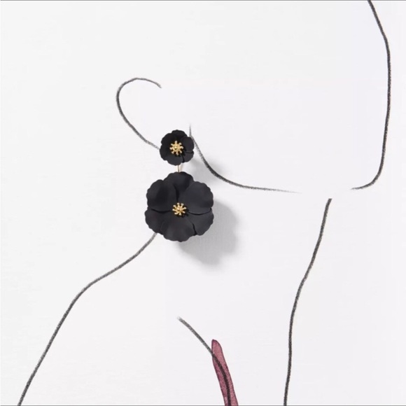 Black Double Flower Earrings - Picture 4 of 7